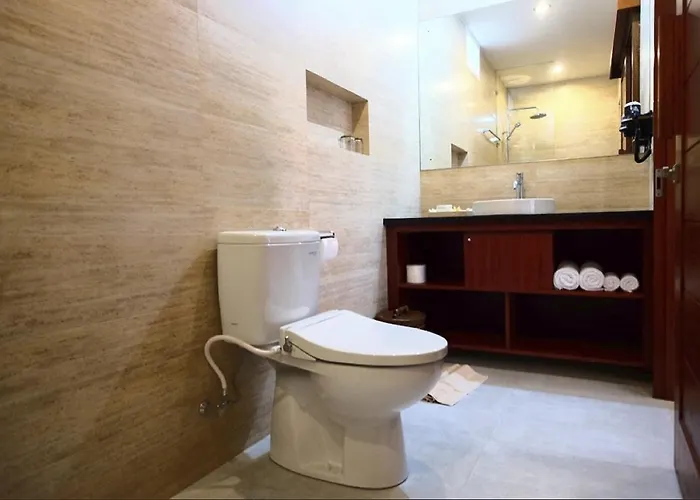 Kayu Sugih Palace 4*