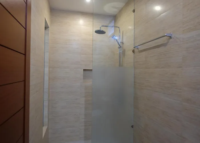 Kayu Sugih Palace 4*