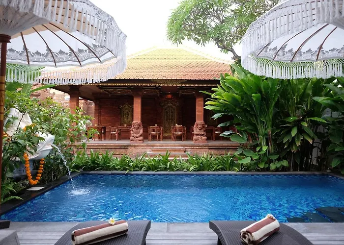 Kayu Sugih Palace Gasthof Sanur
