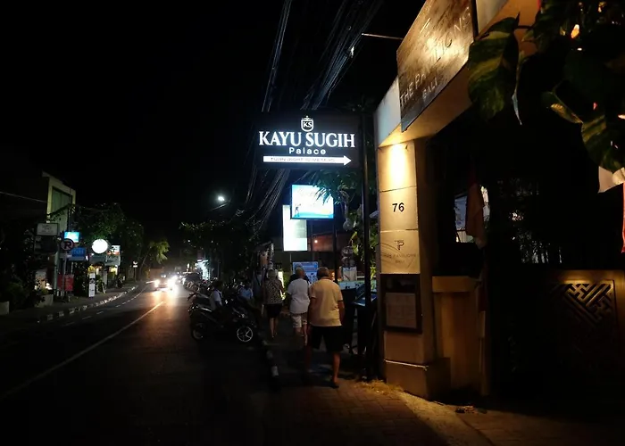 Gasthof Kayu Sugih Palace