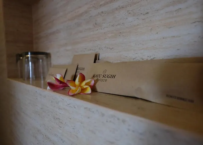 Kayu Sugih Palace Gasthof 4*
