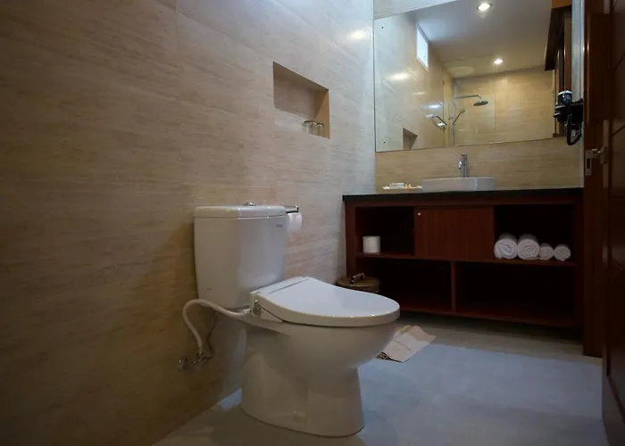 Kayu Sugih Palace 4*