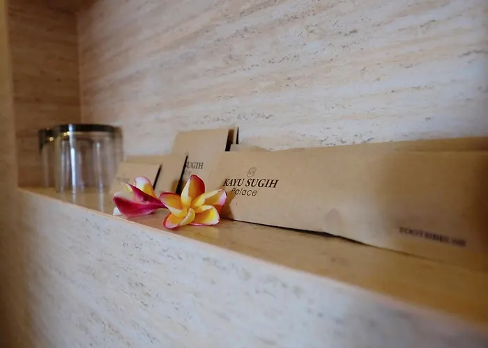 Kayu Sugih Palace Gasthof 4*