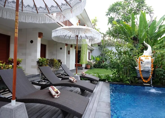 Kayu Sugih Palace Gasthof Sanur